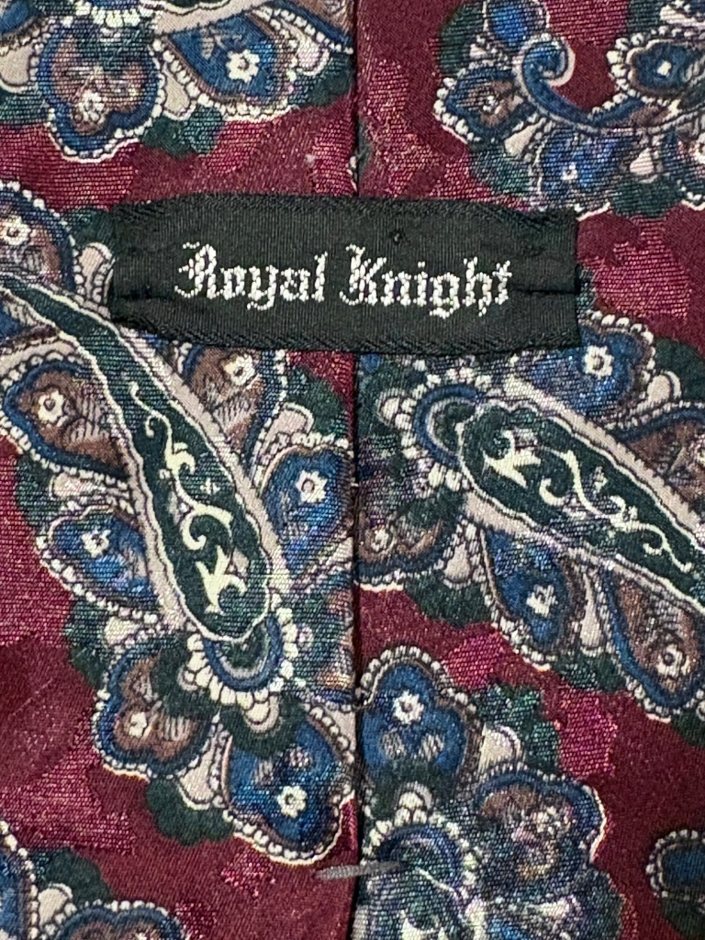 VTG Royal Knight Paisley Tie Burgundy Red Blue